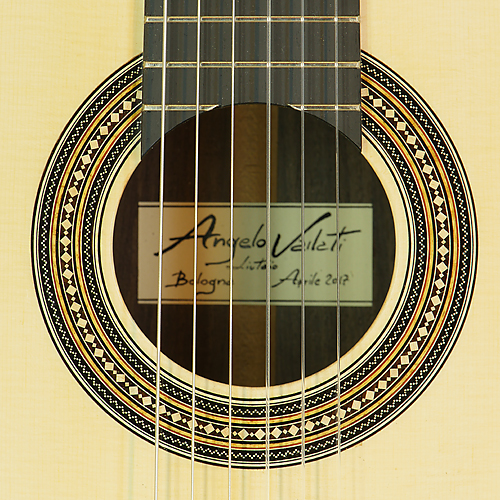 Angelo Vailati, klassische Gitarre Fichte, Palisander, 2017, Rosette, Schild