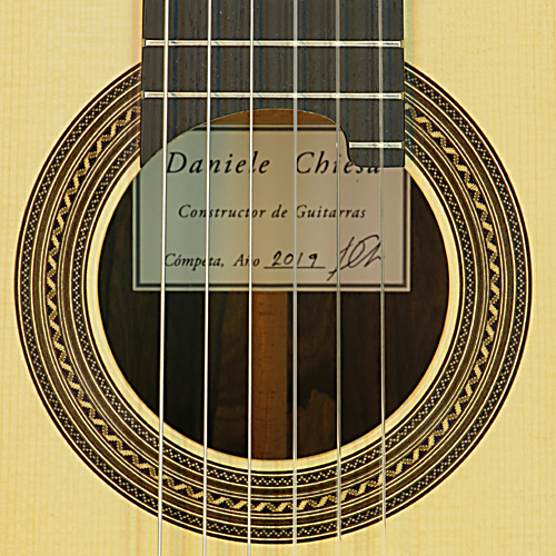 Daniele Chiesa Meistergitarre Fichte, Ziricote, Mensur 65 cm, Baujahr 2019, Rosette, Schild