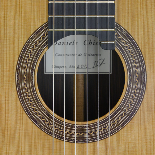 Daniele Chiesa Meistergitarre Zeder, Palisander, Mensur 65 cm, Baujahr 2012, Rosette, Schild