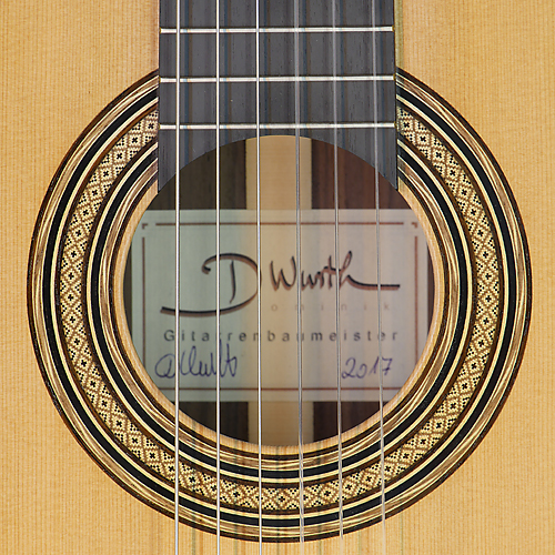 Dominik Wurth Konzertgitarre Zeder, Palisander, Mensur 65 cm, Baujahr 2017, Rosette, Schild