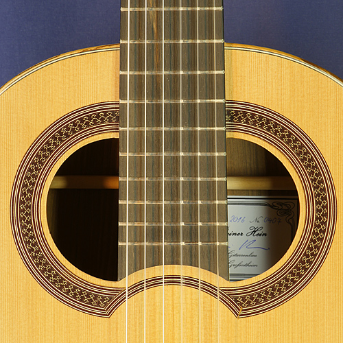 Hein Gitarrenbau klassische Gitarre nach Fransisco Simplicio Zeder, Ovangkol, Mensur 64,5 cm, Baujahr 2016, Rosette, Schild