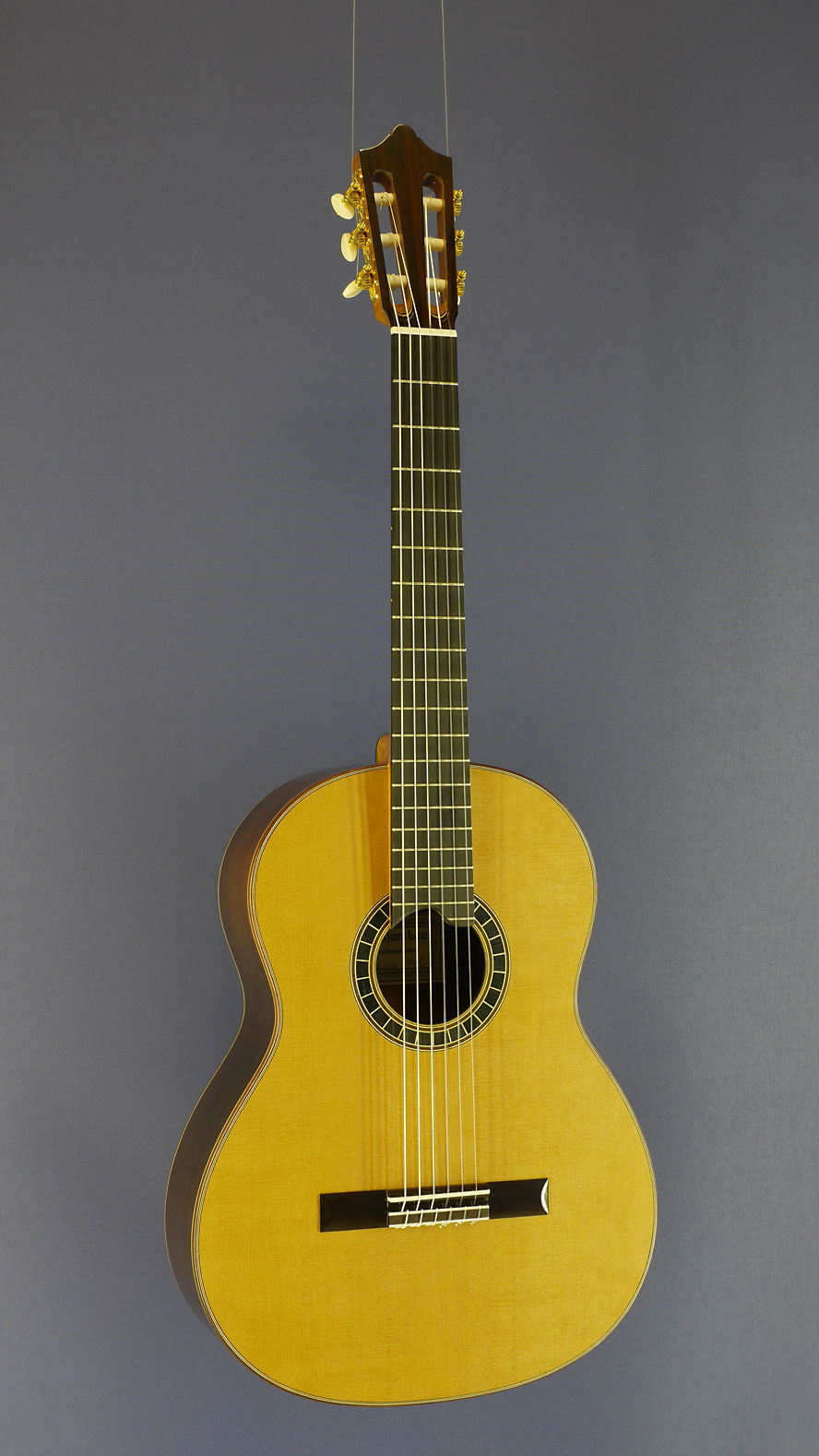 Yonghan Lee Konzertgitarre Doubletop Zeder, Palisander, 2014